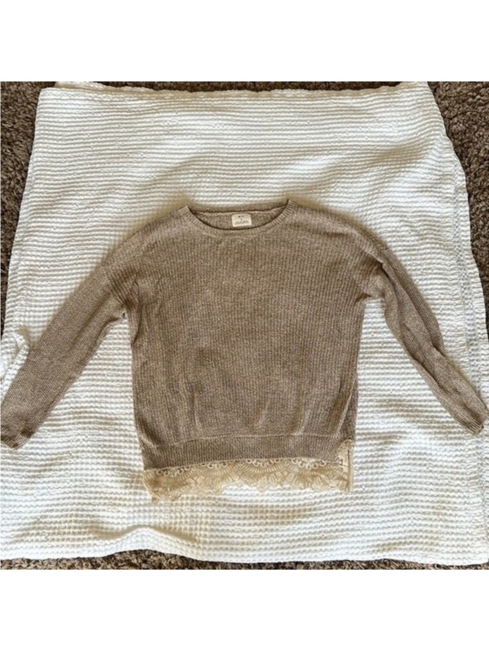 Urban Outfitters Pins & Needles Beige Lace Trim Knit Sweater Small Oversized